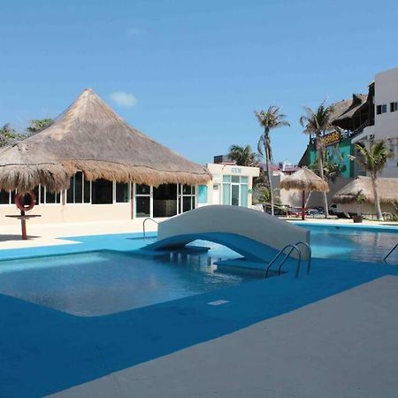 Beach Front Renewed Apartment Cancun Luaran gambar